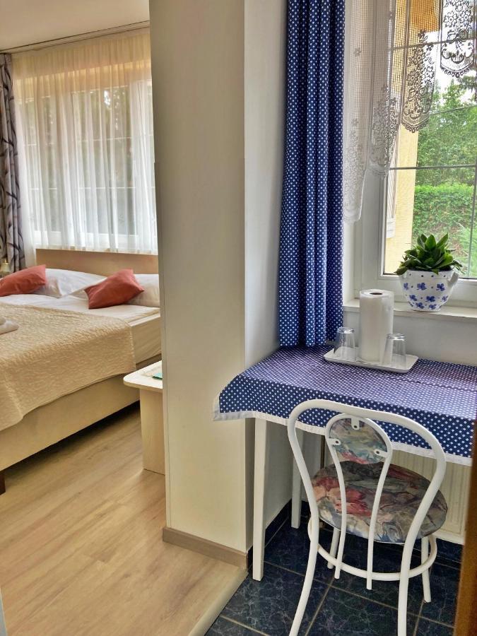 Hotel Penta Lux Тата Экстерьер фото